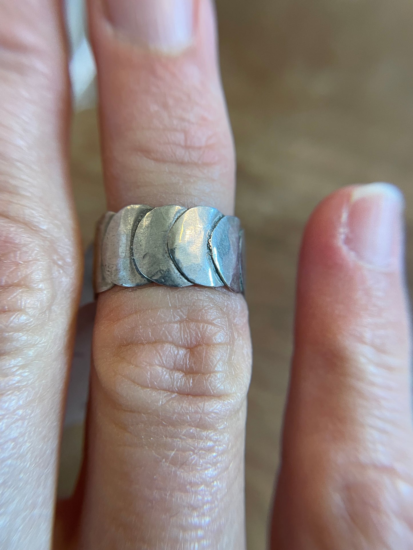 Armadillo Ring in Silver