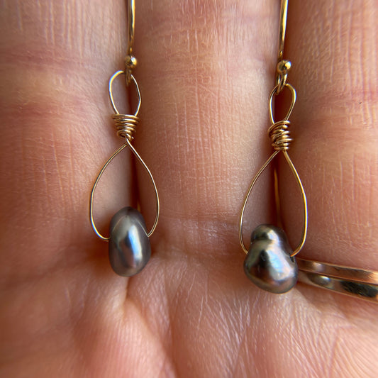 Fresh Water Keshi Pearl Earring