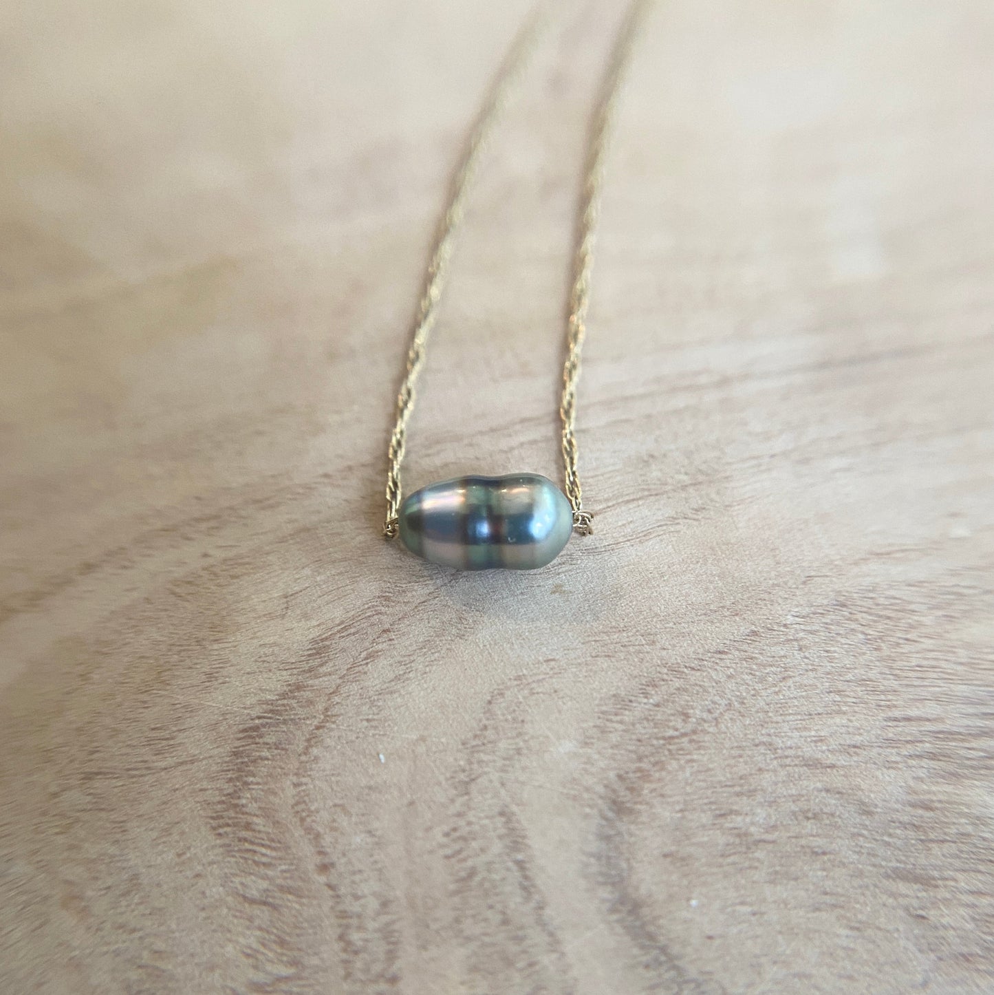 Floating Keshi Pearl necklace 14K