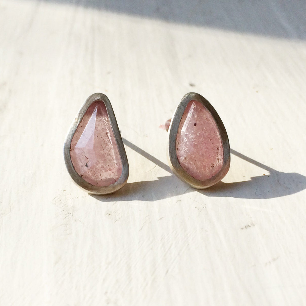 Ready to ship - Mismatch Sapphire Studs Geometric Pink Umba Sapphire Rose Cut Earrings Hand Set in Sterling Silver - vintage cut