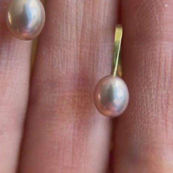 Modern Fresh Water Pearl Drop Earrings in 18k Yellow Gold